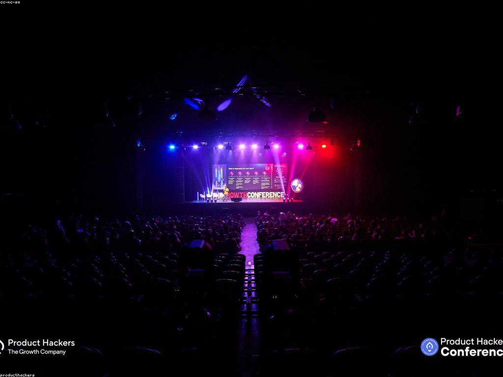 សារៈសំខាន់នៃព័ត៌មានស្លុតក្នុងការអភិវឌ្ឍន៍អាជីវកម្ម